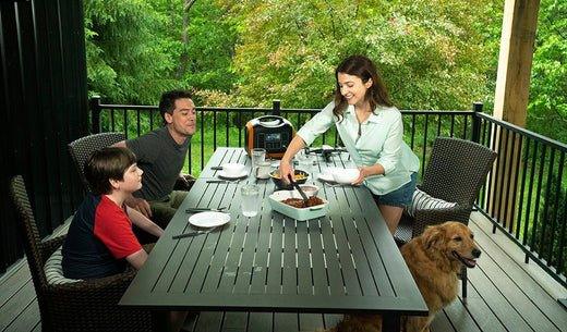 solar generator kit-power station-family dinner-choose guide