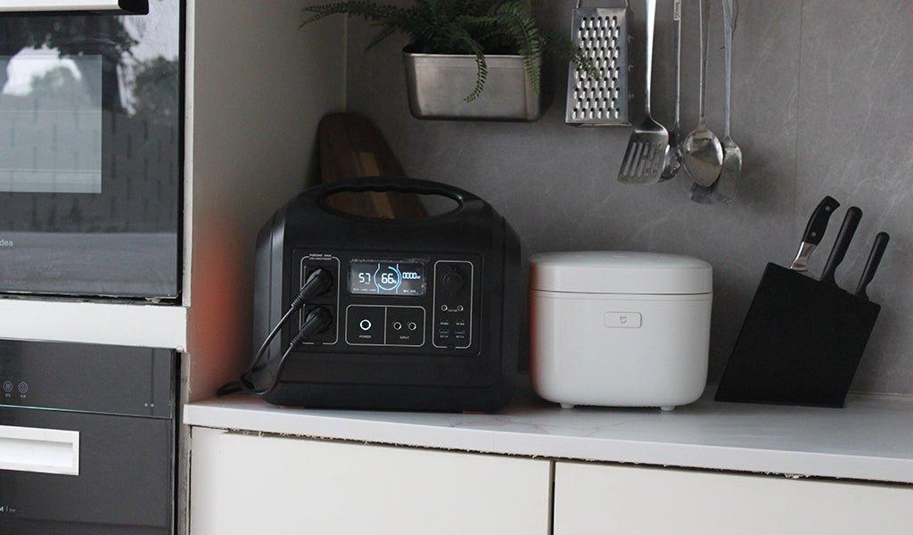 No Power? Oupes 1800 Has Your Back (And Fridge, PC, Lights, Etc…)